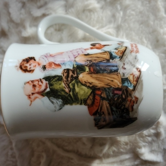 Norman Rockwell Made in Japan Museum Set of 7 Coffee or Tea Cups Gold Rimmed - Picture 10 of 16